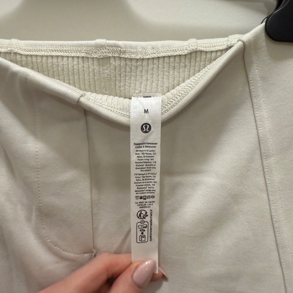 Lululemon pant - Picture 3 of 3